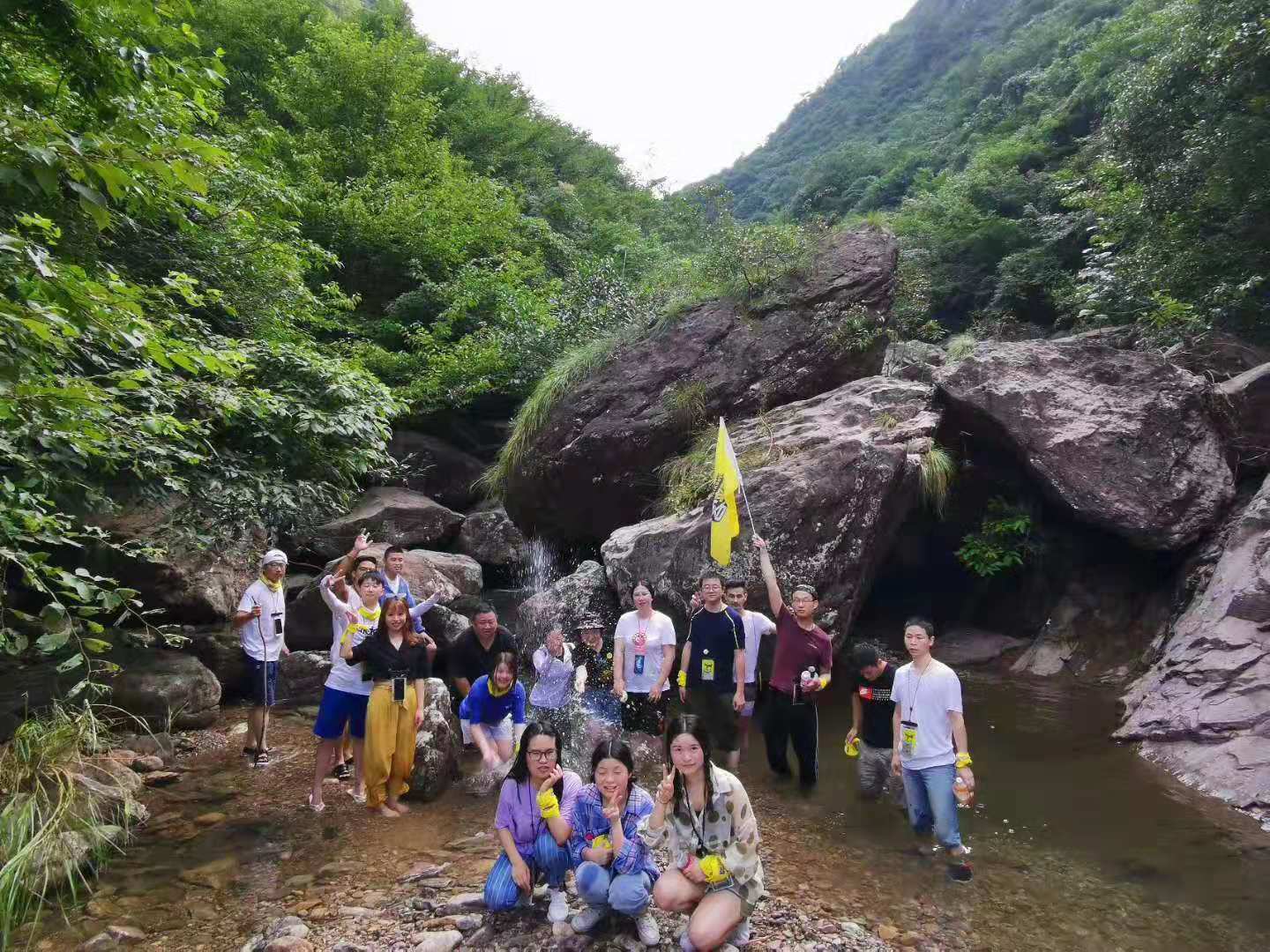 探龙宫，漂峡谷-博敏2019消暑之行